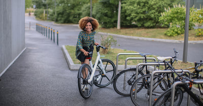 What to Wear for Cycling in Different Seasons